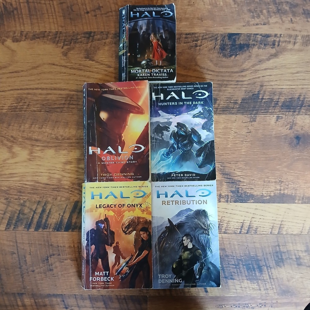 Halo Series Trade PB Book Lot Of 5 Oblivion Hunters Legacy Of Onyx Mortal